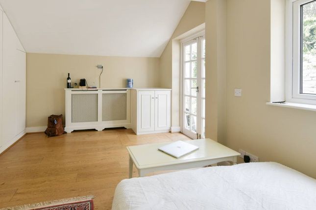 33, Marville Road, London photo 3