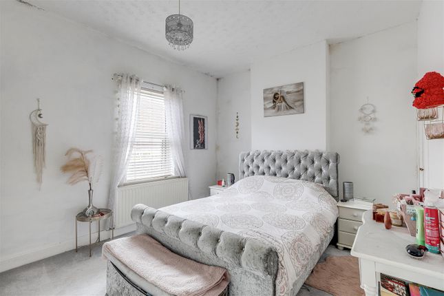 End terrace house for sale in Curzon Street, Netherfield, Nottinghamshire