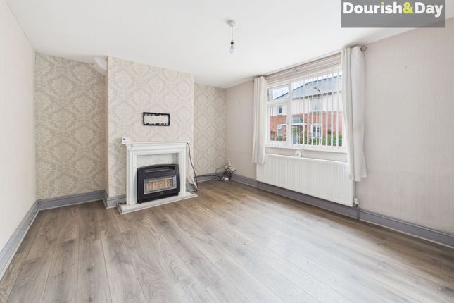 2 Talbot Crescent, Whitchurch photo 2