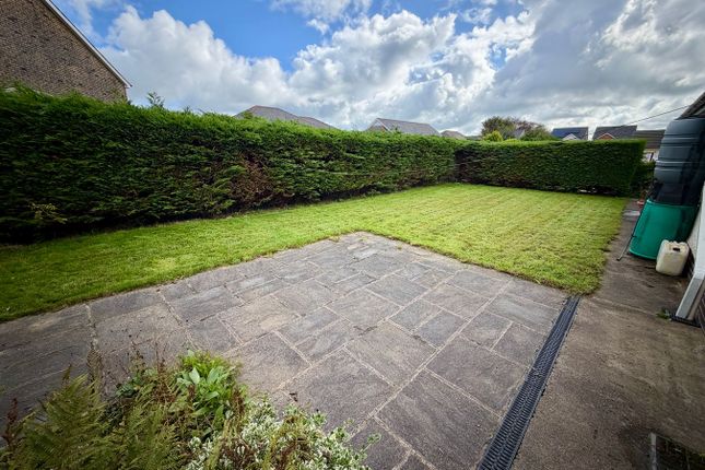 Penrheol,, 42 Parc Yr Ynn, Llandysul photo 3