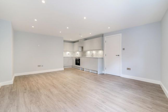 Thumbnail Flat for sale in Deburgh Road, Wimbledon