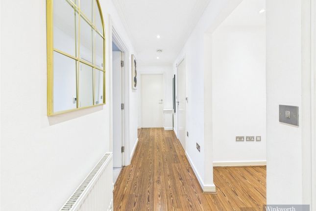 Flat 26, Surbiton Plaza, 16, St. Mary's Road, Surbiton photo 3