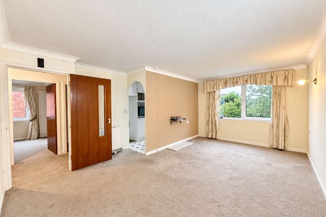 Flat 17, Homedove House Blundellsands Road East, Liverpool photo 4