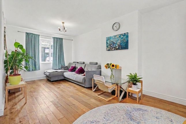 3 Beaufort Road, Richmond photo 3