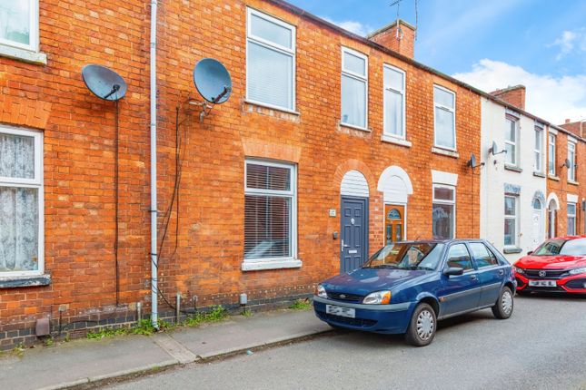 Thumbnail Terraced house for sale in Wood Street, Kettering