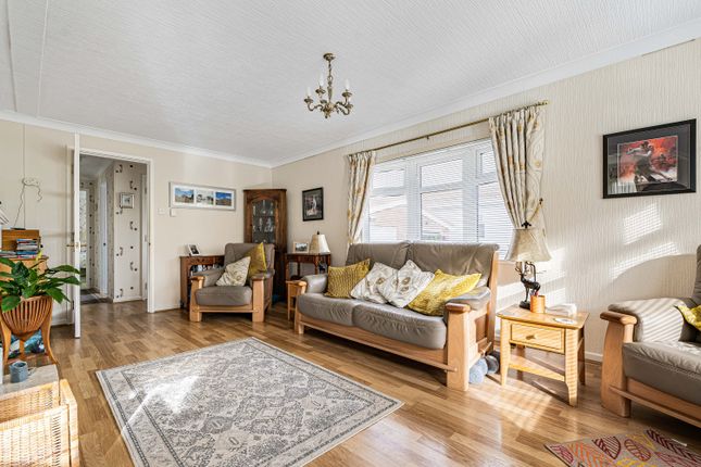 3 Woodlands Walk, New Park, Newton Abbot photo 3