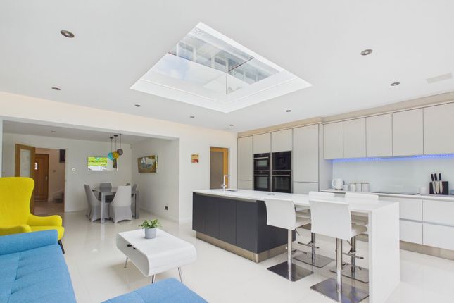 3 Dovecote Drive, Lincoln photo 4