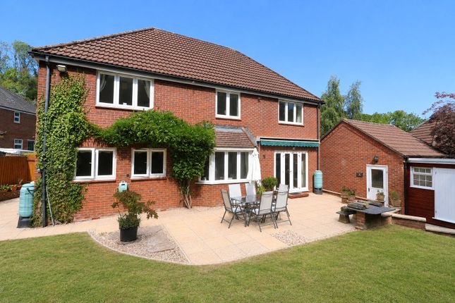 22, Rowe Close, Devon photo 2