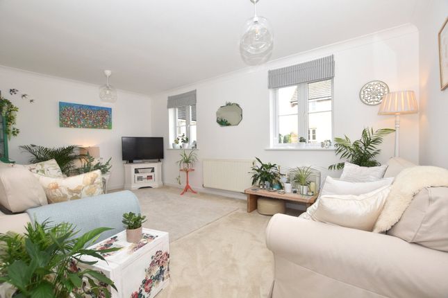 26, Mill Avenue, Crediton photo 3