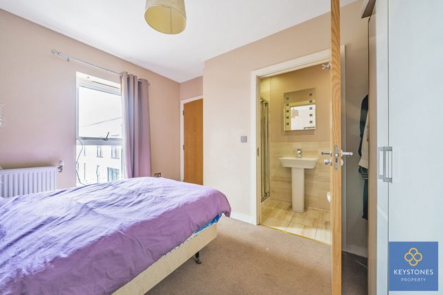 Penthouse for sale in Bournebrook Grove, Romford