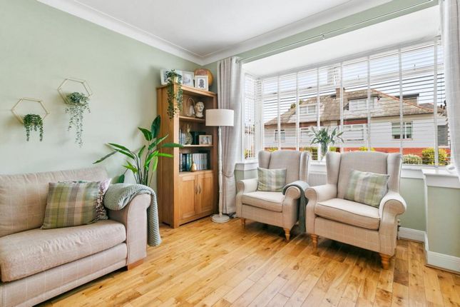 82, Nethervale Avenue, Glasgow photo 3