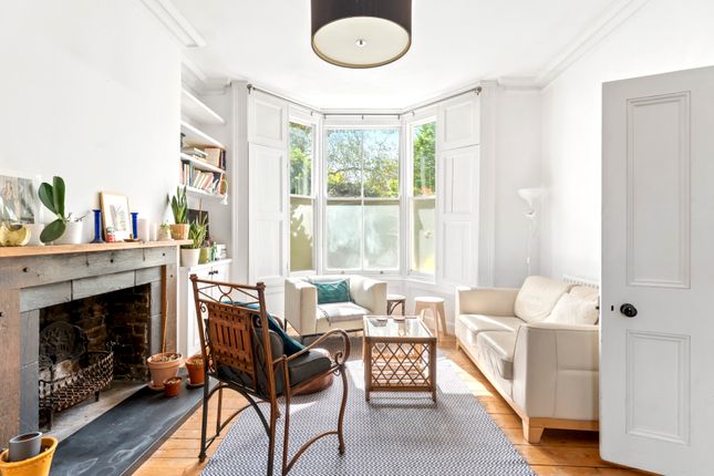 11, Evering Road, London photo 3