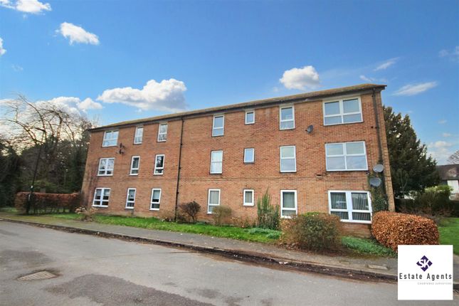 Flat for sale in James Andrew Close, Sheffield