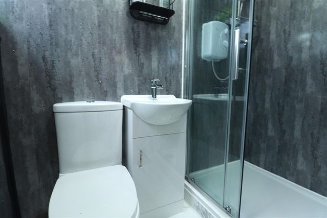 5 Huntly Road, Room 2, Birmingham photo 2