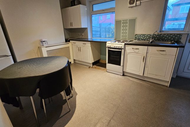 46, Langworthy Road, Salford photo 3