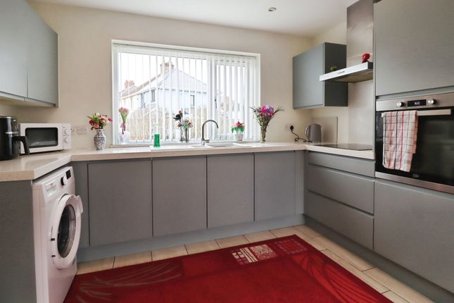 Paige House, Nicholls Avenue, Porthcawl photo 2