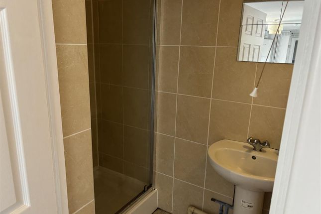 Flat 5, 10, Gloucester Street, Weymouth photo 4