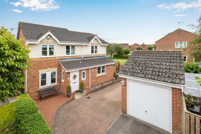 Thumbnail Detached house for sale in Copperfield Close, Sherburn In Elmet, Leeds