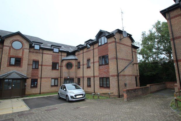 Flat to rent in Whitley Mead, Bristol