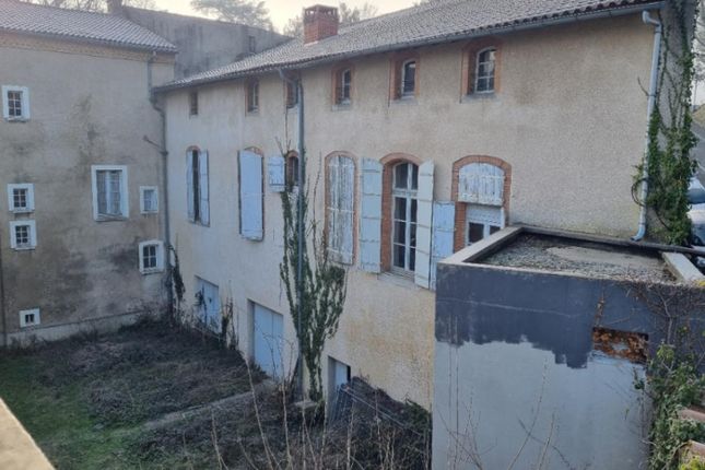 Country house for sale in Pamiers, Ariège, France - 09100