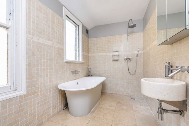 70, Dinsmore Road, London photo 4