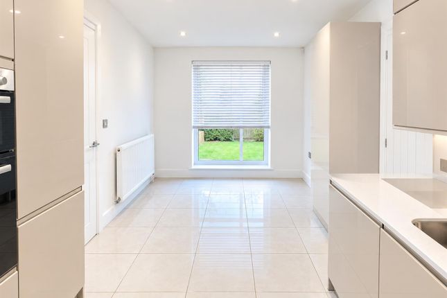 7, Gunson Street, Manchester photo 2