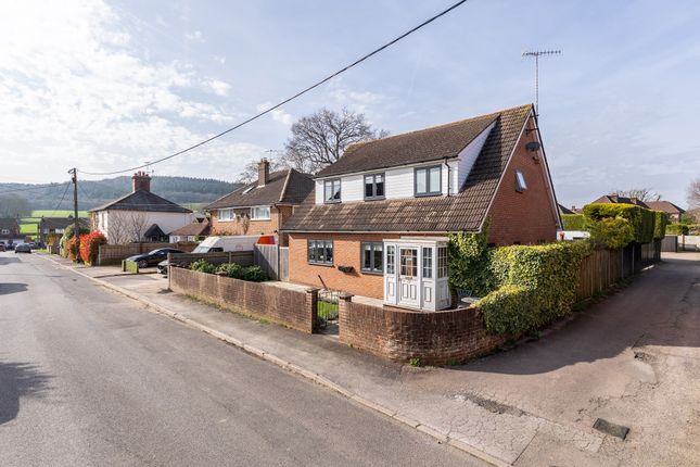 3-bed house on 12, Warwick Road, Dorking, £750,000