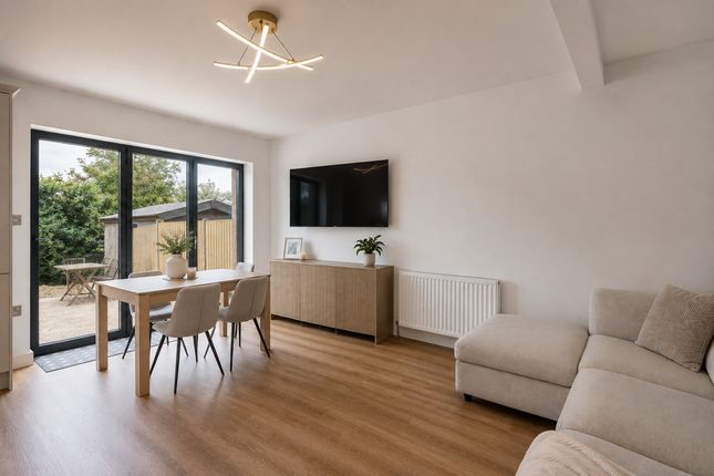 14, Barlow Drive North, Nottingham photo 4