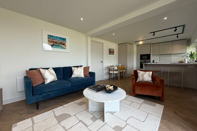 Flat 11, Shackleton, Maritime Park, Warsash photo 2