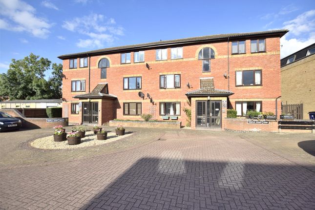 Thumbnail Flat for sale in Oxford Road, Cowley, Oxford, Oxfordshire