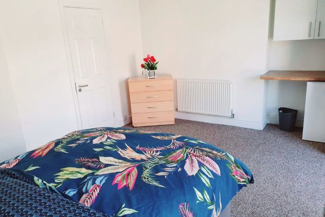 30, Banwell Street, Swansea photo 4