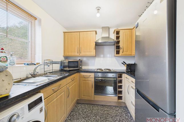 28 Pendinas, Wrexham photo 2