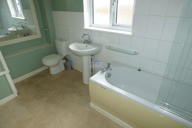 35A, Park Street, Kenfig Hill photo 3