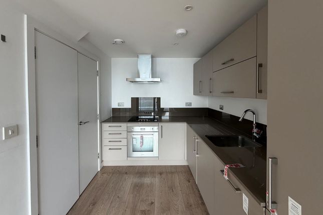 393, Rotherhithe New Road, London photo 2