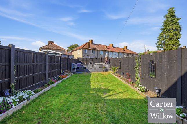 34, Lullington Road, Dagenham photo 2