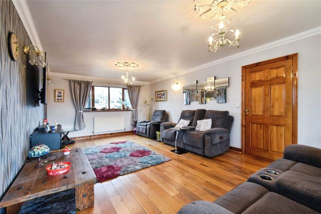 10A,, Bay View Gardens, Neath photo 2