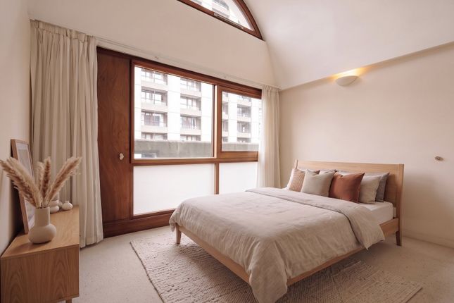 Defoe House,Flat 102, Barbican, London photo 4