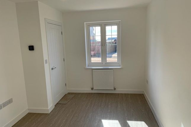 6, Bandmaster Court, Newport photo 2