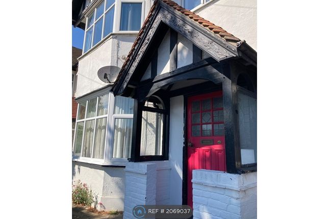 Thumbnail Flat to rent in Thorpe Bay, Southend-On-Sea