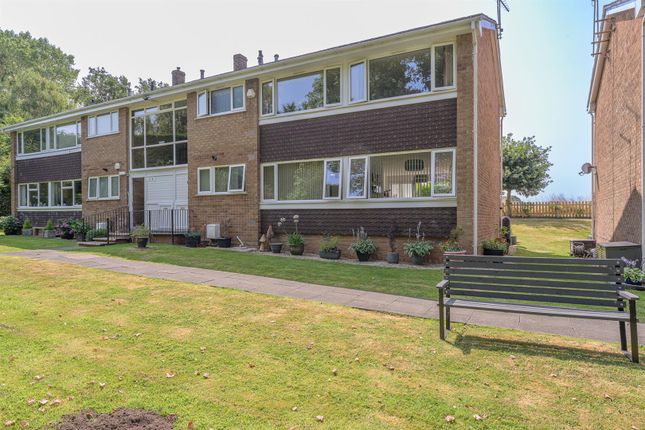 2-bed flat on 2, Millpool Close, Stourbridge, £279,950