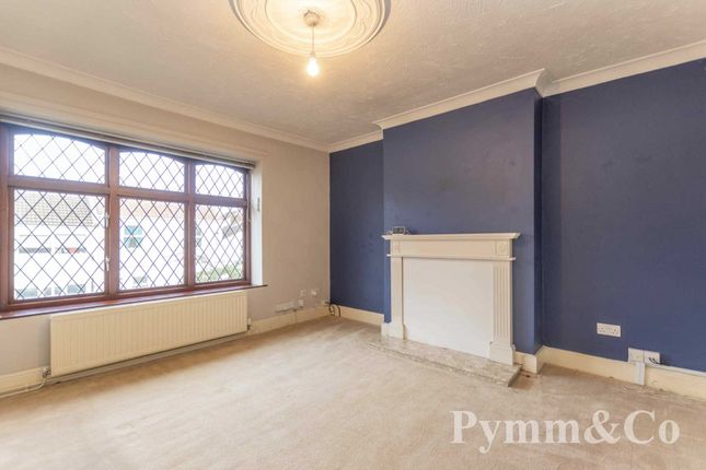 Thumbnail Flat for sale in Grove Road, Norwich