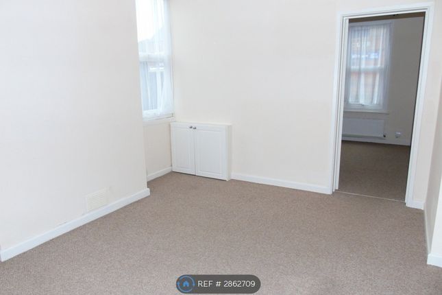A Barton St, Gloucester photo 3