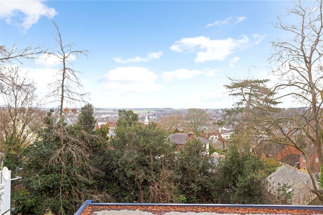Flat to rent in Fellowes Rise, Winchester, Hampshire