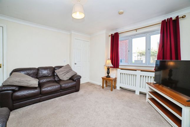 19, Leander Close, SUTTON-IN-ASHFIELD photo 4