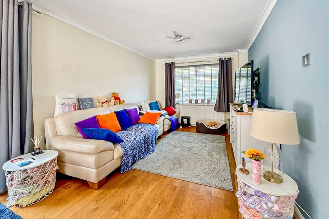 15, Wellington Close, Westgate-on-sea photo 4