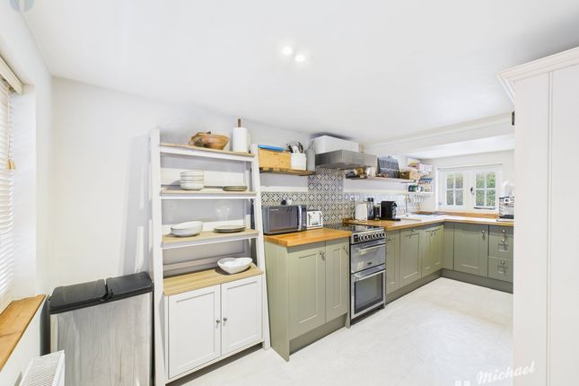 14 Market Hill, Aylesbury photo 4