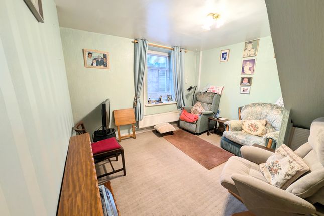 8 Upper Fforest Level, Mountain Ash photo 5