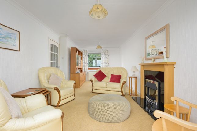 26, Mossgreen Street, Kelty photo 4