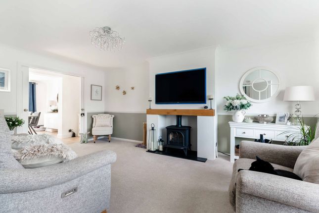 16 Rocks Park Road, Uckfield photo 3