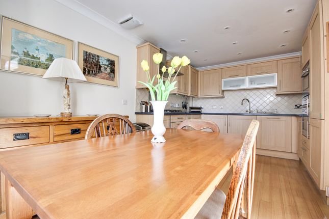 Town house for sale in Londesborough Place, Lymington